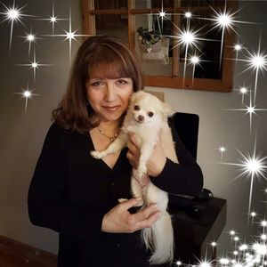 Meet your Posher, Cecelia